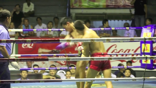 Grigory Popov ( Tiger Muay Thai) vs Thairakthai Soonkeelamaekhaoton Rajadamnern Stadium 4, 5,