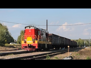 Неожиданный грузовой Тепловоз ЧМЭ3-6056 с грузовым поездом.