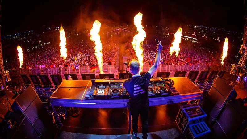 Armin van Buuren live at Ultra Europe