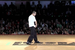 EUROBATTLE 2012 | FINAL POPPING | SÍLVIO Vs POPPIN J