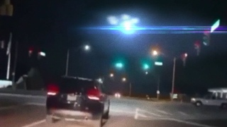 Mysterious lights UFO in the night sky above Middletown, USA, June 2023 👽