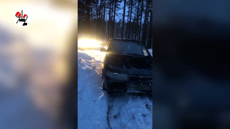 Гаишники спасли застрявших любителей