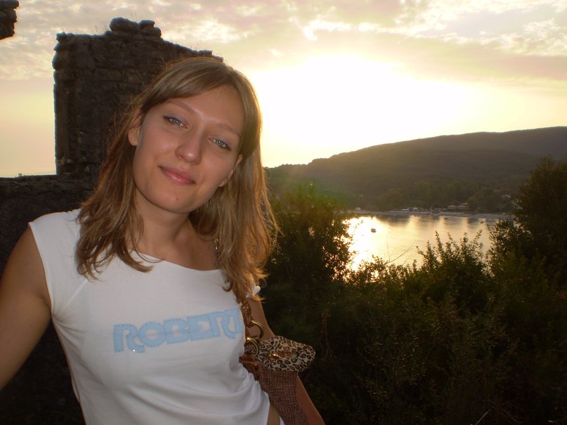 Anastasia Oblapenko | Athens