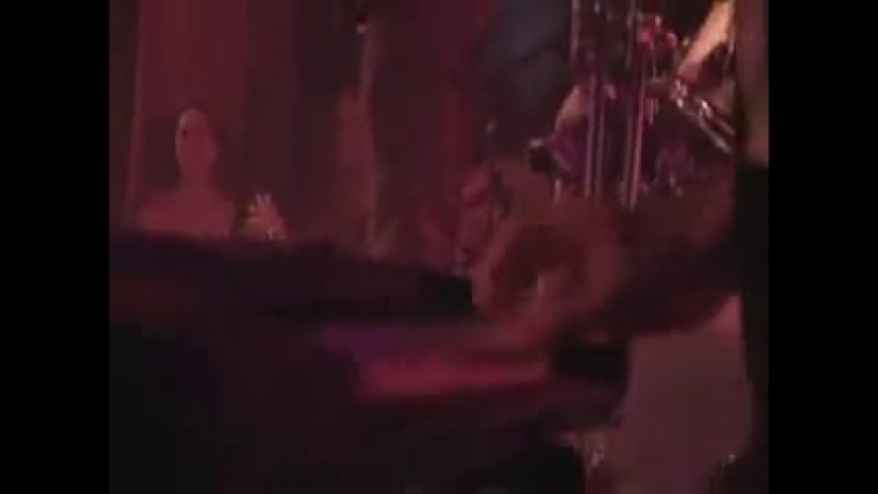 Hollywood Undead Paradise lose (live Desperate Measures