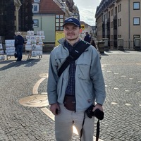 Дмитрий Степанов