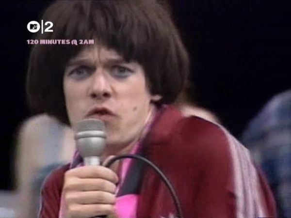 Bobby Conn Never Get