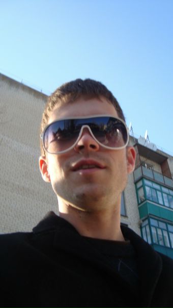 №32, Артем Троицкий, Херсон №32, Артем Троицкий, Херсон