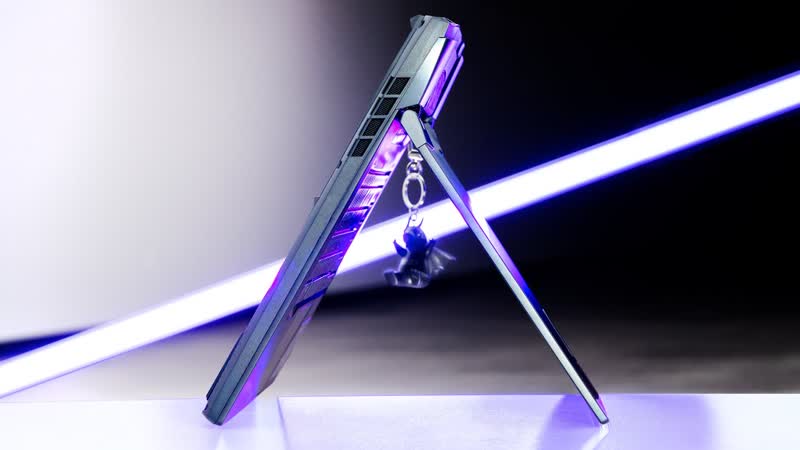 The MSI Titan GT77 is an Absolute