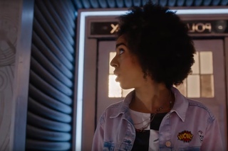 Bill Enters The TARDIS For The First Time - The Pilot - Doctor Who: Series 10 - BBC