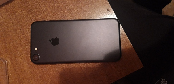 Apple iPhone 7