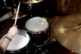Bob Schneider – Bullets [DrumLesson/cover]