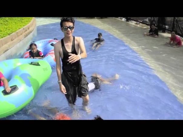 Beauty and a beat parody (syairazmin azril and