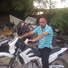Виктор Давыдов
