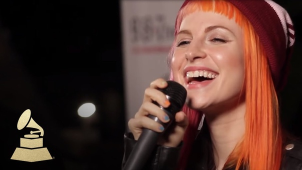 Live performance of Paramores new single, Still Into